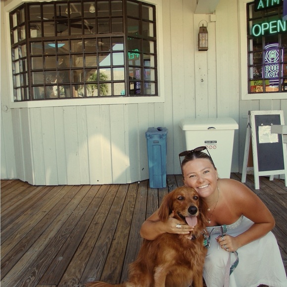 Meet your Posher, Shelby - Picture 3 of 8